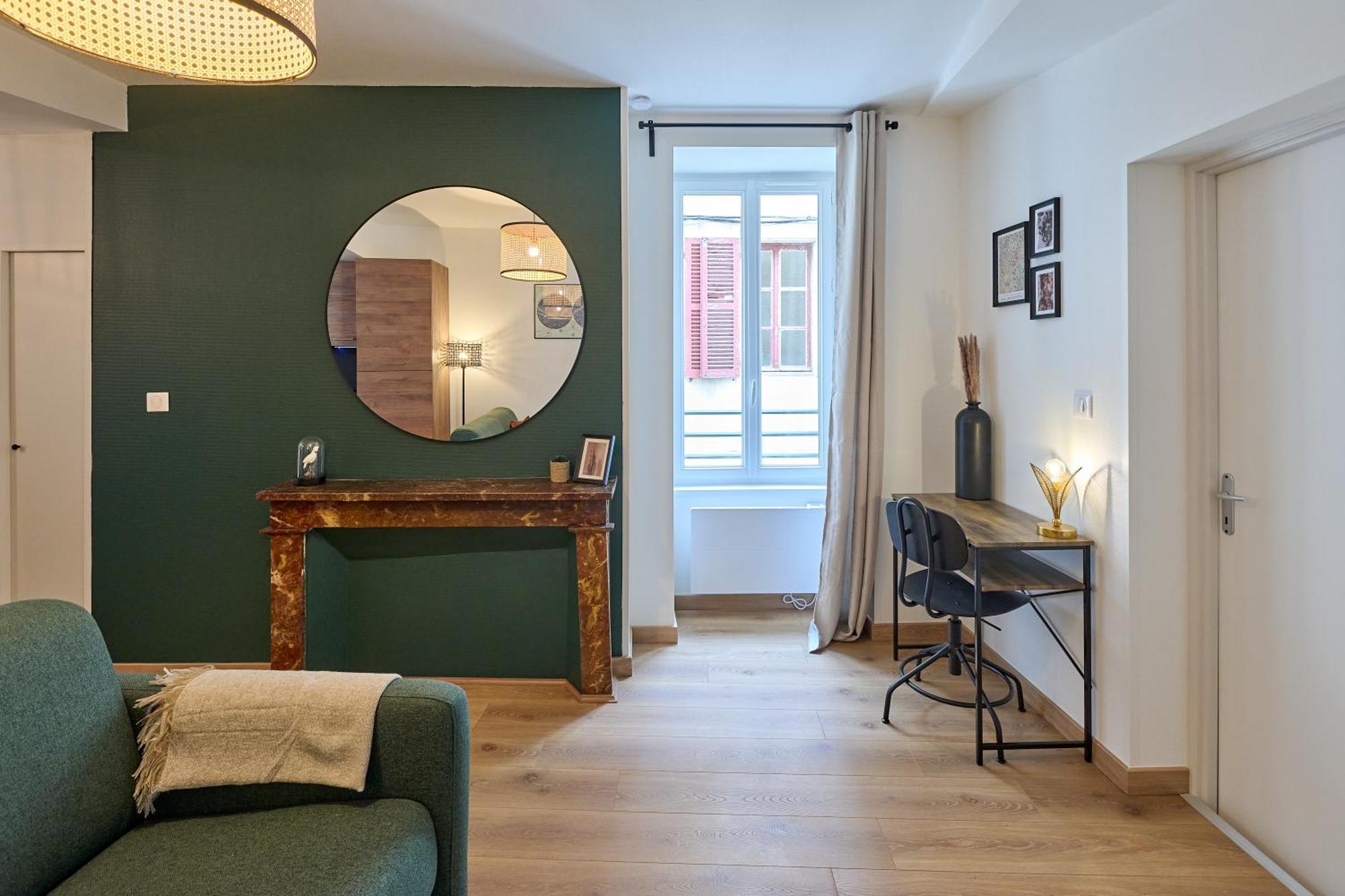 ヌヴェールLe Oliva Chez Les M By Primo Conciergerieアパートメント エクステリア 写真